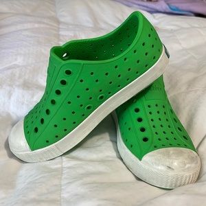 Green children Native shoes